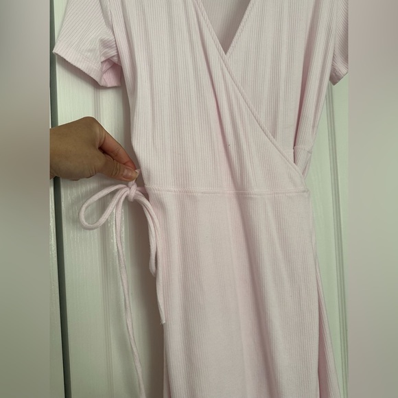 SUNDAY BEST wrap dress - Picture 2 of 4